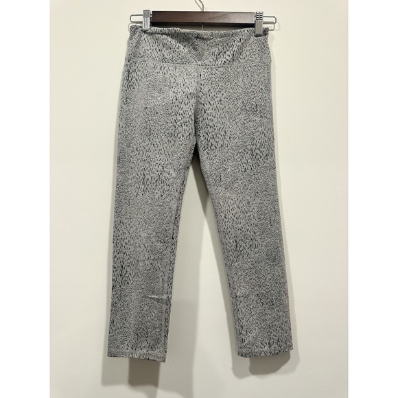 Fabletics Pants - Fabletics NWT Burnout Gray Capri XS